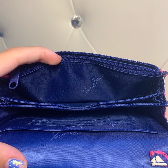 SOLD///Vera Bradley Your Turn Smartphone Wristlet - Picture 7 of 10